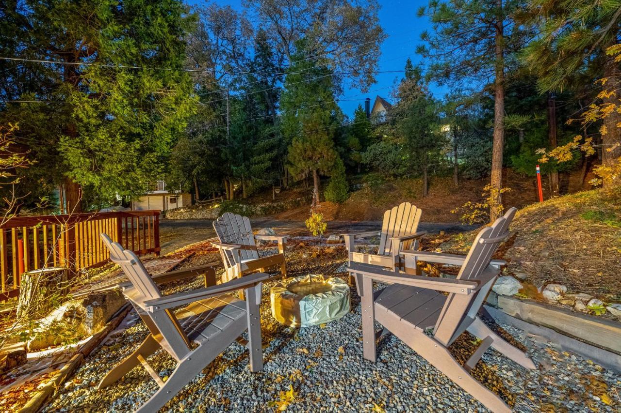 Lake Arrowhead Cabin-Hot Tub-Family Friendly-Arcade-Fire Pit Villa Exterior photo